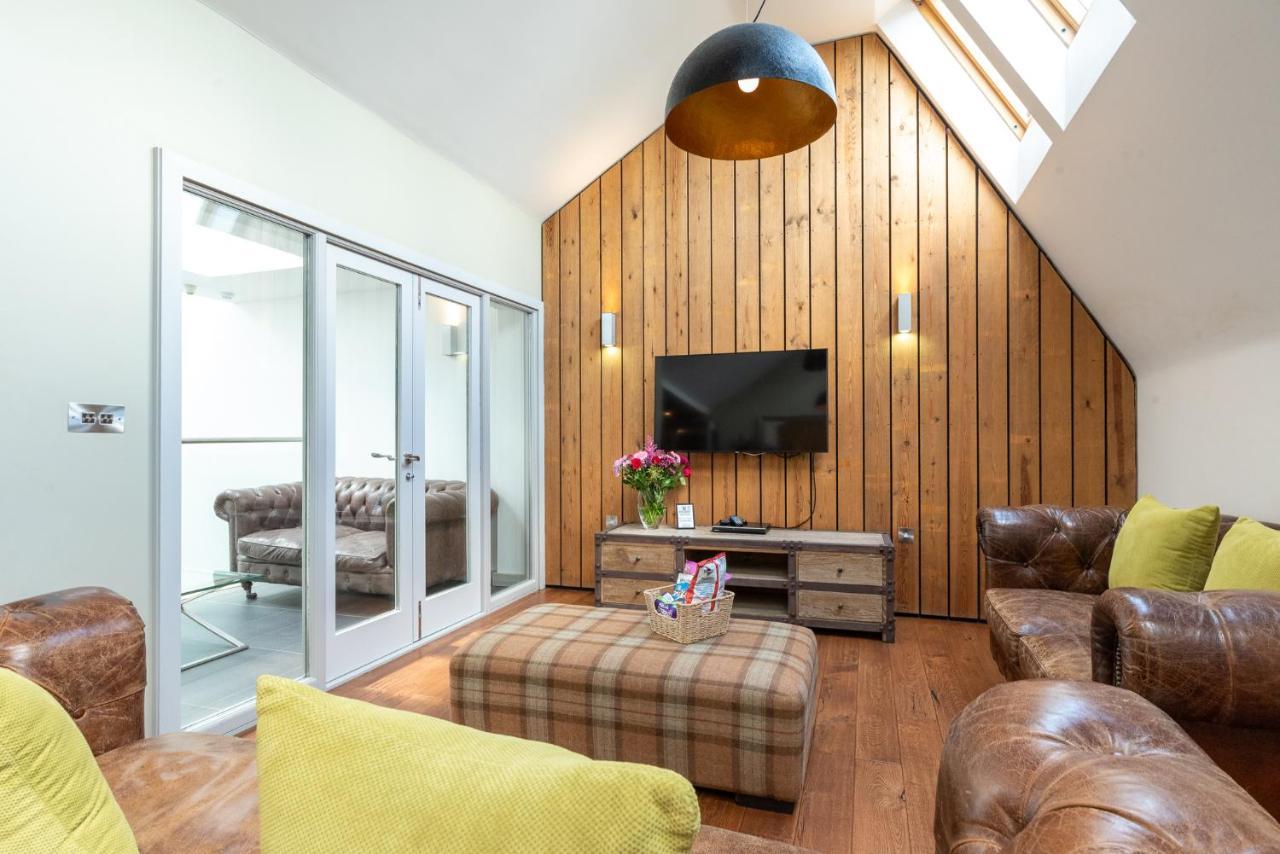 Two-Bedroom Deluxe Apartment (Micklegate Courtyard)