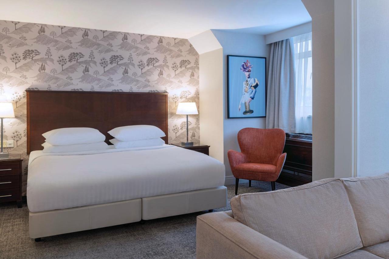 Superior Kamer met Kingsize Bed en een Slaapbank