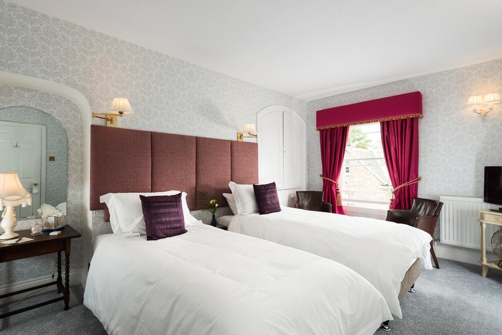 Superking or Twin Room,790923501:JPEG