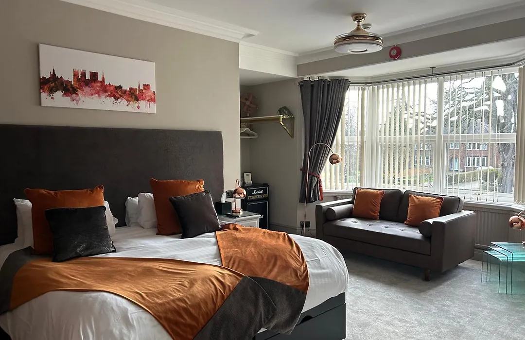 Ashbourne House-1