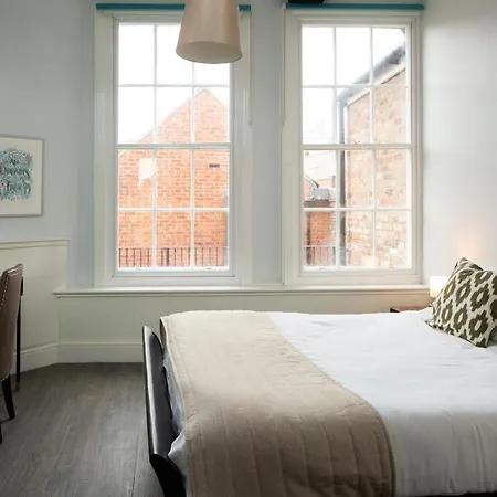 The Falcon Tap Boutique Inn-2