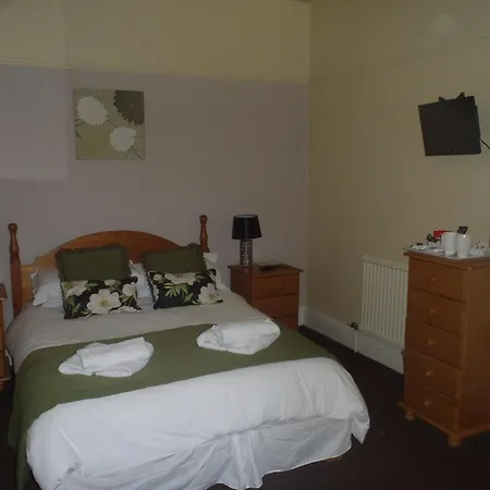 Gillygate Guest House-2